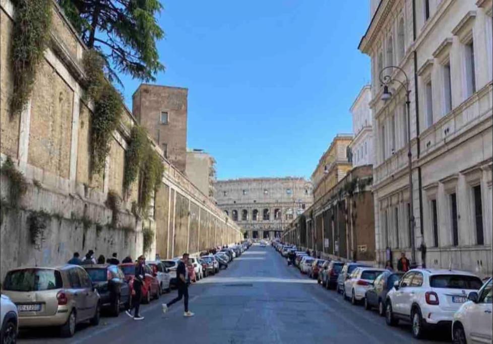 Colosseum Charming Stay Rome Bagian luar foto